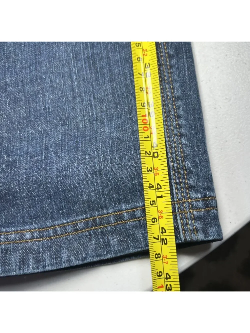 Duluth Trading Mens Blue Denim Flex Ballroom Jeans Size 48x32 Relaxed Fit